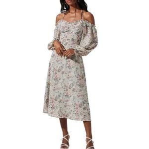 ASTR OFF SHOULDER LONG SLEEVE CINCHED BUST MIDI DRESS NWT